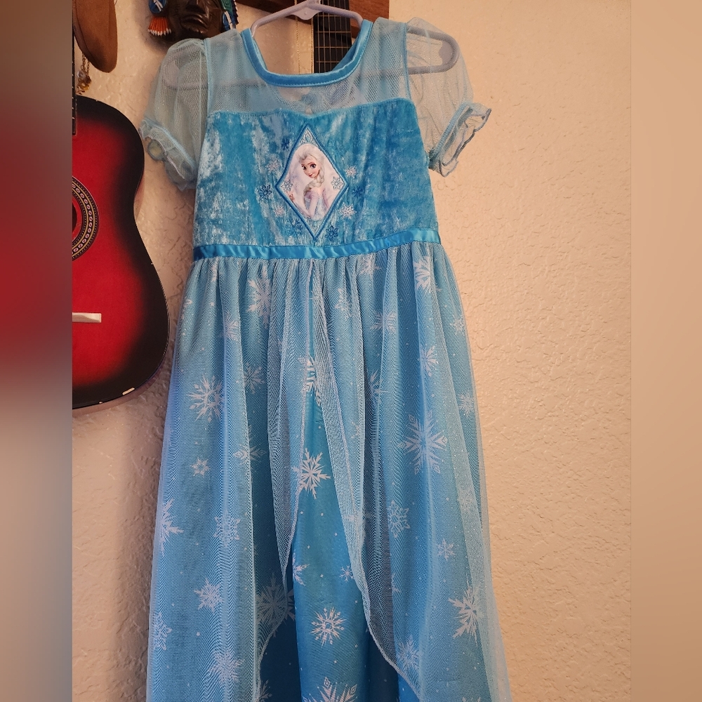 Girls nightgown